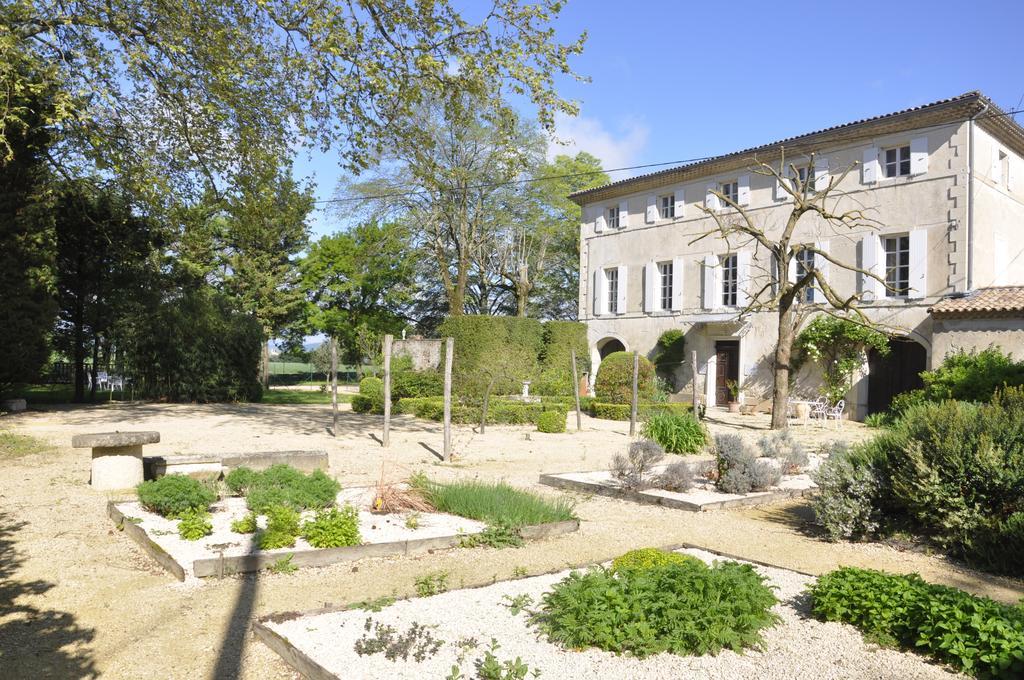 Les Cigales Bed and Breakfast Charols Buitenkant foto